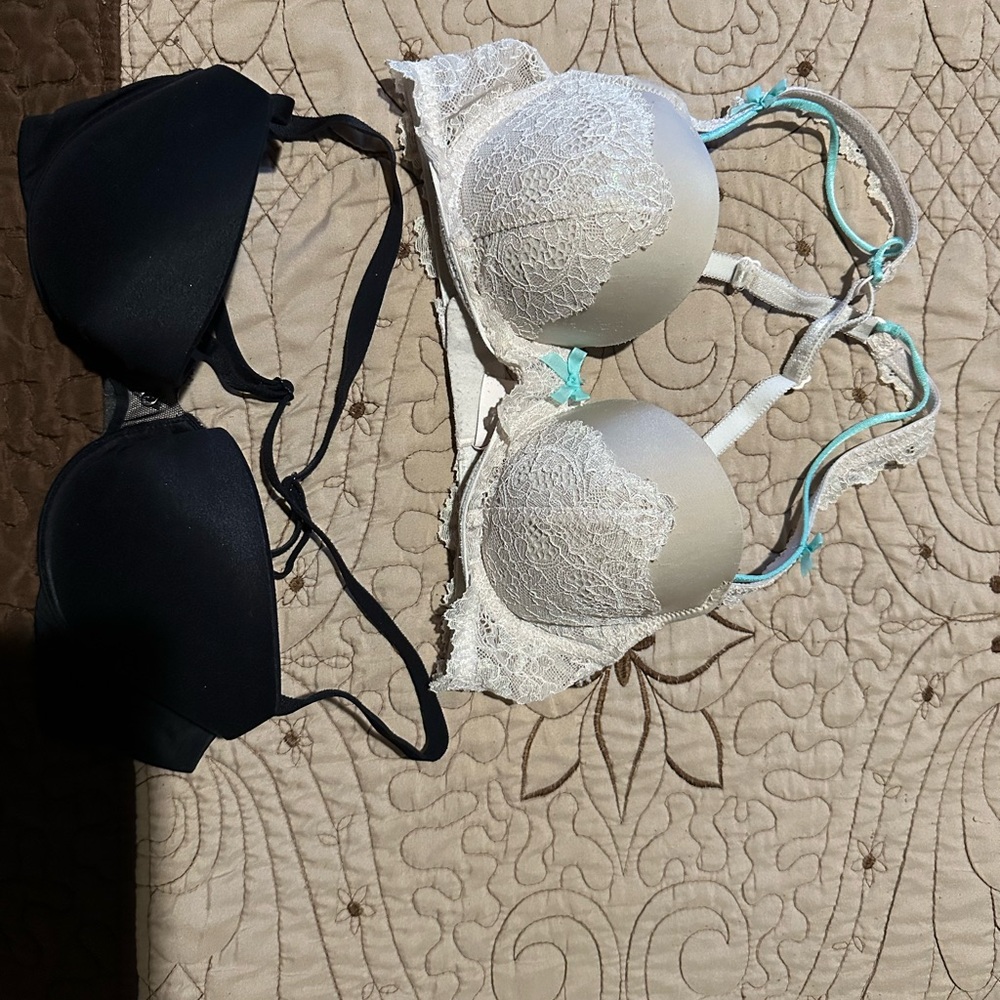 Victoria's Secret Black and White Lace Bra Set
